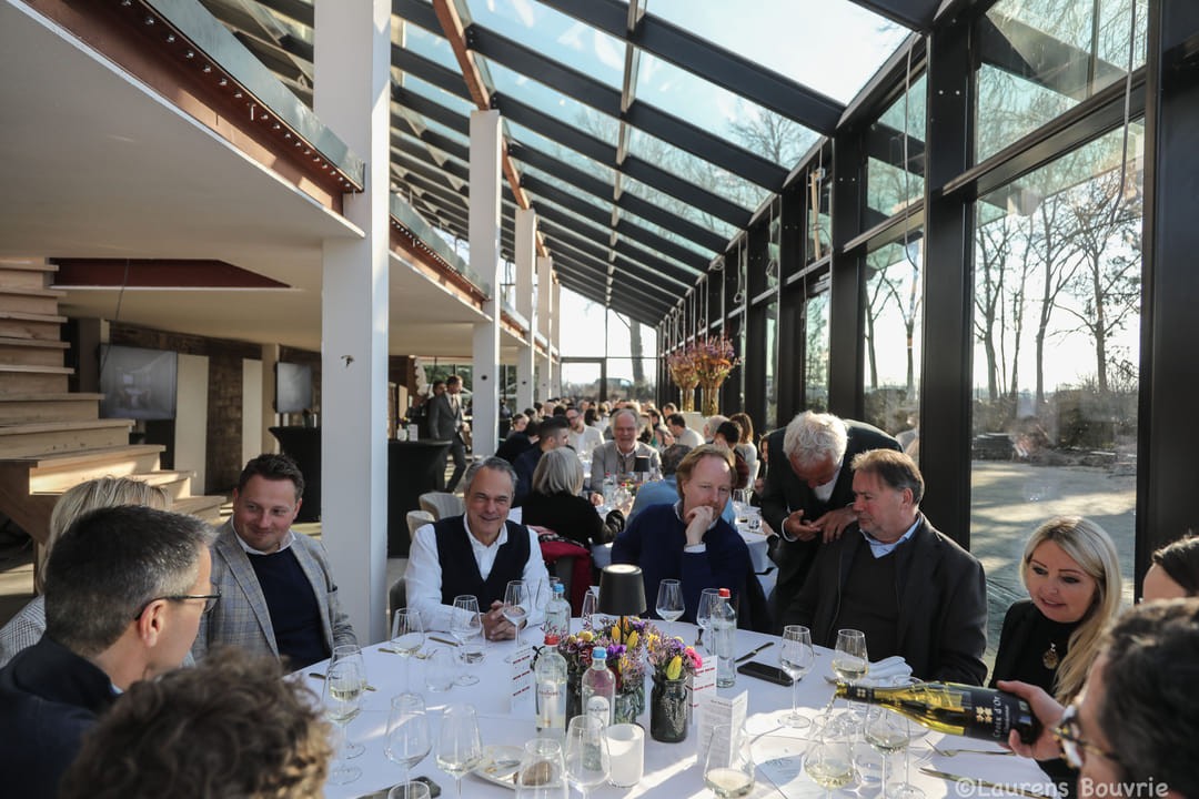 One Two Go Netwerk: Van Oys