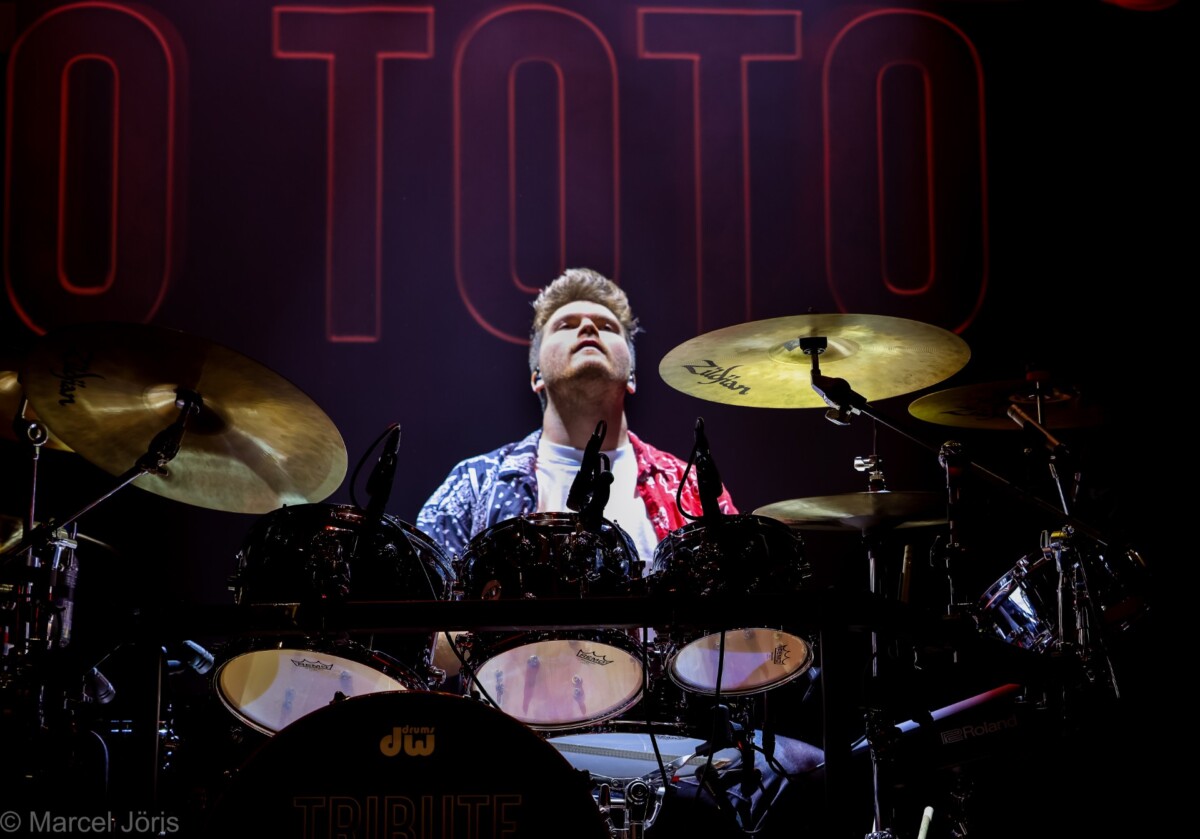 Consilio Tax & Law bij Kiwanis Charity Night met Tribute to Toto